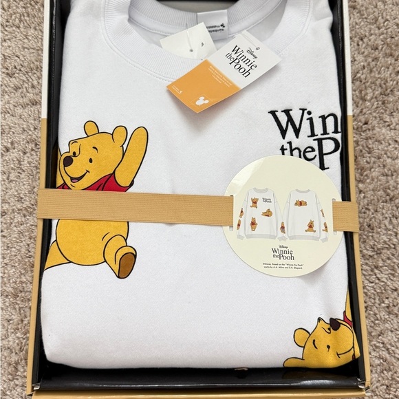 Disney White Sweatshirt with Winnie the Pooh - Picture 1 of 3